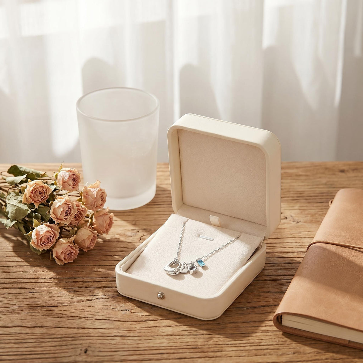 The Hollow Heart Necklace