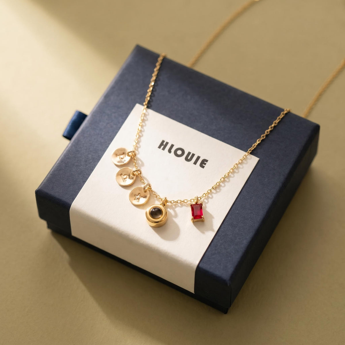 The Ripple Disk Necklace
