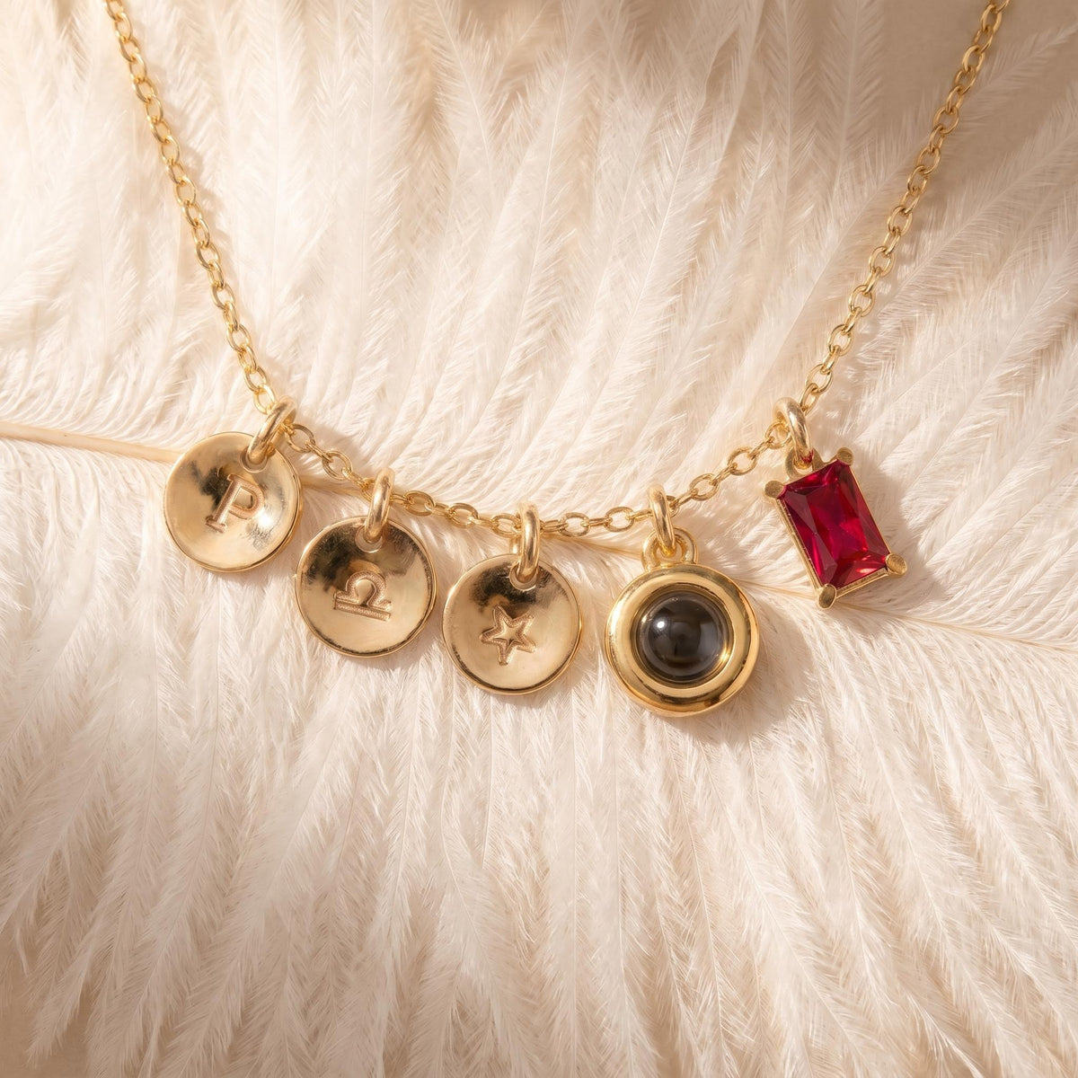 The Ripple Disk Necklace